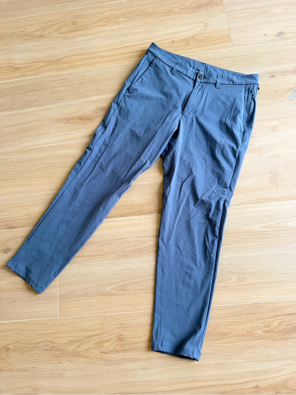 lululemon athletica Men's Chino Pants in Slate Blue